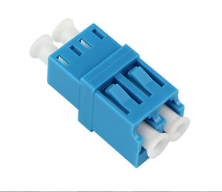 Blue LC ไฟเบอร์อะแดปเตอร์ชนิดที่พบบ่อย Single Mode Duplex Plastic Material
