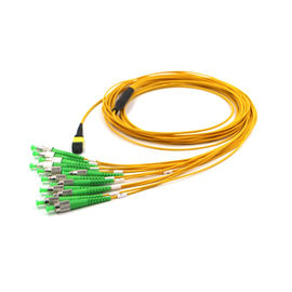 12 Fiber Fan Out การสูญเสียต่ำสีเหลือง MTP MPO ถึง ST APC Mpo Trunk Cable Patch Patch ความยาวสายไฟ 1 เมตร