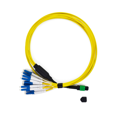 ซื้อ MM การสูญเสียต่ำ MTP MPO สายแพทช์ 8/12 / 24core PVC 3.0mm Fanout สายแพทช์ไฮบริด online manufacture