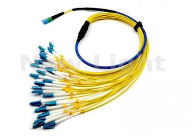 ซื้อ MPO - LC 1M สายเคเบิ้ลใยแก้วนำแสงแบบเชื่อมต่อแบบ 24 เส้นพร้อมตัวเลือกความยาว online manufacture