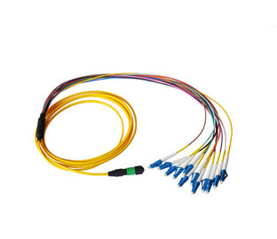 ซื้อ สายไฟเบอร์กลาสแกนหลัก 8 เส้นสายเคเบิ้ลสายเดี่ยวพีวีซี / LSZH MPO-LC ถอดสายไฟเบอร์ออปติกใยแก้ว online manufacture