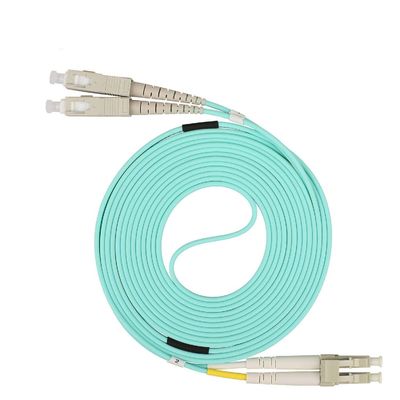 LC-SC Multimode Fiber Patch Cable 10 เมตร LSZH Jacket 50/125um สําหรับการถ่ายทอดข้อมูลความเร็วสูง