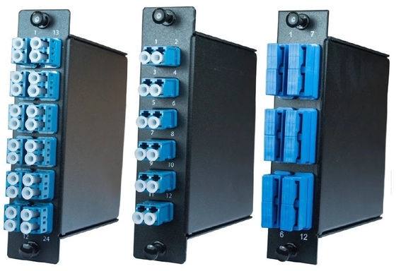 โมดูล MPO คาเซ็ตแบบเดียวที่มี 12 โคเรียม แมน MPO Connector และคาเซ็ตอลูมิเนียมสําหรับ LC Duplex SC Sinplex Connector