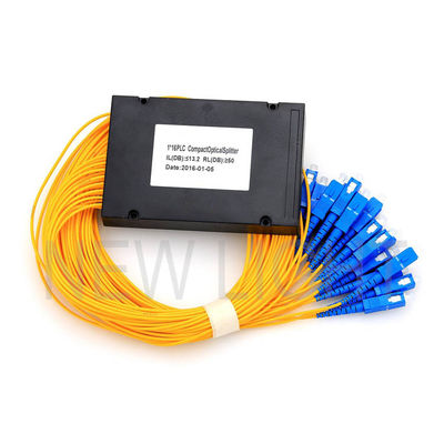 SC/APC Connector 1x32 Split Ratio PLC Fiber Splitter กับโมดูล ABS สําหรับระบบ FTTX