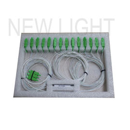 1x8 LGX PLC แยกไฟเบอร์ออปติค 1x32 พร้อมตัวเชื่อมต่อ SC APC การสูญเสียการแทรกต่ำ